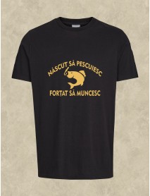 Tricou negru personalizat - Născut să pescuiesc, forțat să muncesc