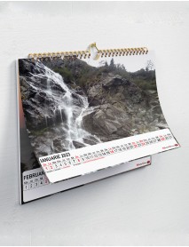 Calendar personalizat de perete format A4