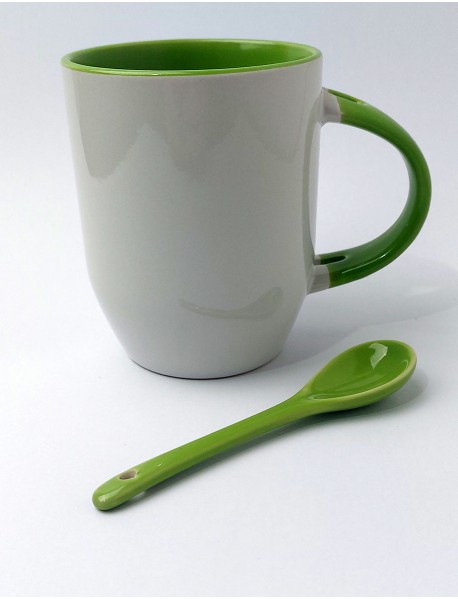 Cană personalizată cu linguriță verde Cană personalizată cu linguriță verde