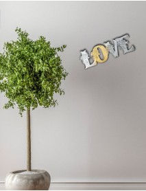 Ornament lemn de perete ”LOVE ”mid-34